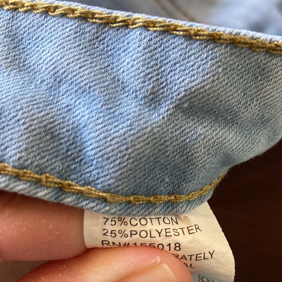 NWT light blue denim cutoffs in size L - Picture 11 of 11